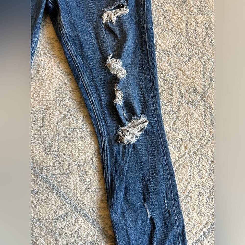 Abercrombie & Fitch Women’s Distressed Denim The Skinny High Rise size 28 or 6 - Picture 5 of 9